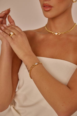 The Pave Oval Link Bracelet | Gold