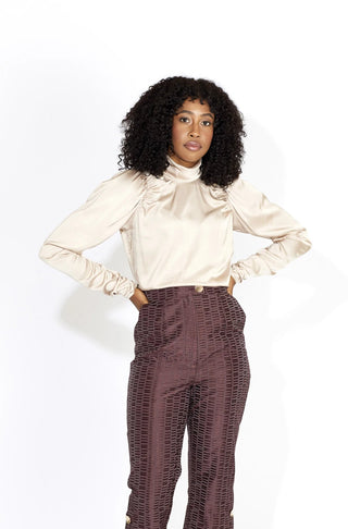 Nora Blouse is an elegant blush blouse with a little edge, that comes in the softest viscose. Style the Nora Blouse for the perfect everyday use with a pair of boyfriend jeans and sneaks or a skirt and a pair of high heels for the weekend. Designed by Birgitte Herskind.