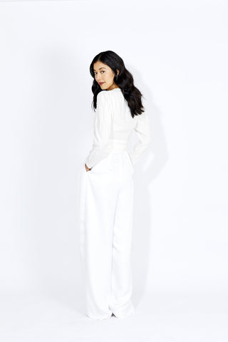 For the chic courthouse bride, Vanessa Cocchiaro has designed the perfect blouse for all wedding events. Pair it with a statement heel, and our Breakaway Pant and you have a complete look.