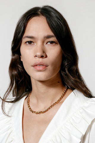 Looking for the perfect gold chain necklace? Look no further. Add Wolf Circus's 14k gold plated rolo link chain necklace to your layering collection. The Camden makes a bold statement and adds to any outfit.