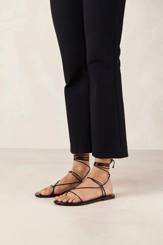 Tulip Leather Sandals | Black
