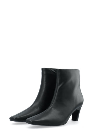 Biaclara Boot | Black