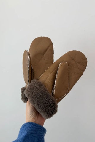 Shearling Mittens | Camel