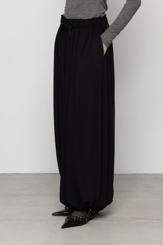 Pleated Oversized Balloon Trousers