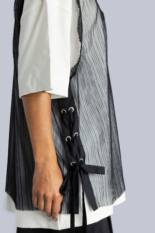 Oversized Pleated Vest With Bows | Black