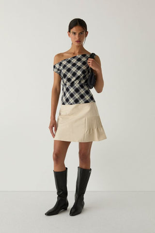 Tate Squared Asymmetric Top