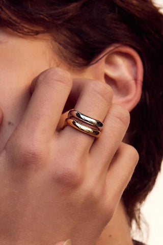 Two-Tone Wave Ring Set