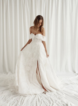 Ingrid Olic Bridal Gown Wedding Dress