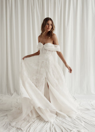 Ingrid Olic Bridal Gown Wedding Dress