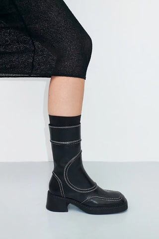 Malene Black Ankle Boots | Black