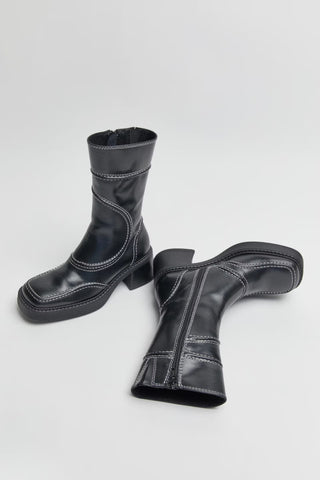 Malene Black Ankle Boots | Black