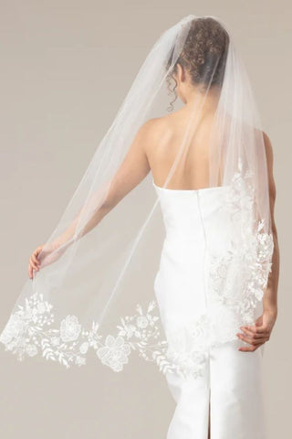 Ribera Floral Needlework Veil | Ofrenda