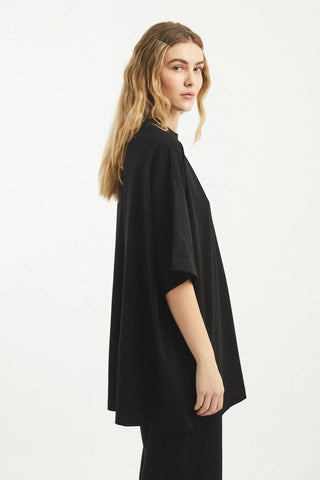 Ava T-Shirt | Black