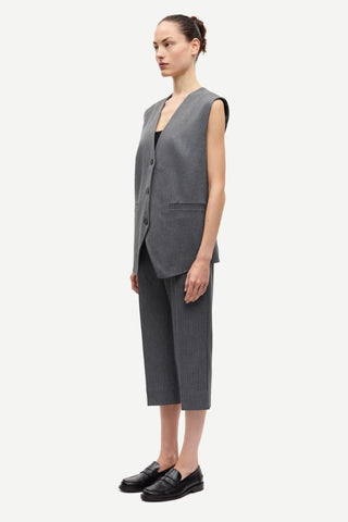 Saleni Vest | Dark Gull Gray Pinstripe
