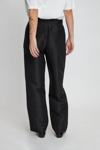 Crispy Pleated Pant | Black