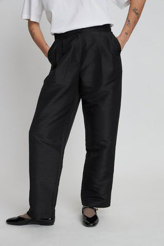 Crispy Pleated Pant | Black