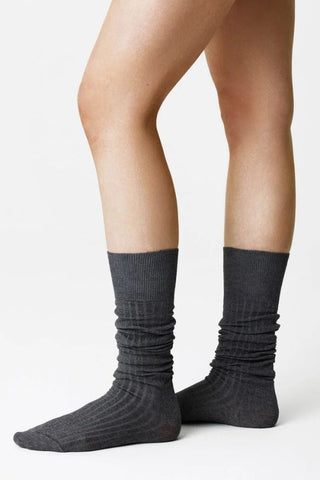 Loelle Ribbed Knee High Socks