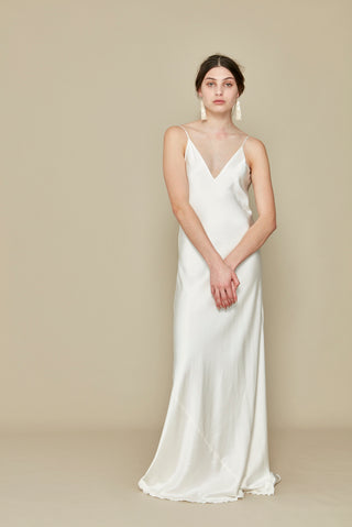 A La Robe Wedding Dress Bridal Gown