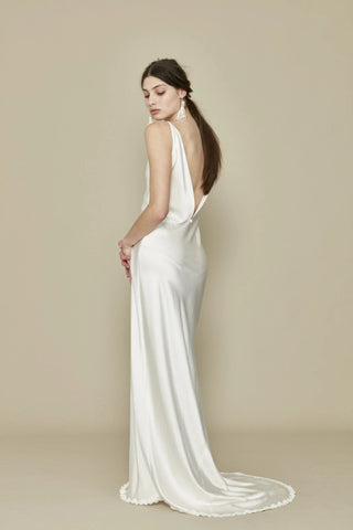 A La Robe Wedding Dress Bridal Gown