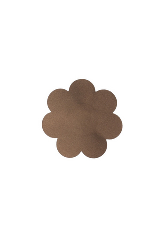 The Breast Lift Pads are the perfect backless and strapless solution to lift, shape, and support your breasts under any outfit. Made from 93% cotton they guarantee a very natural look & feel. Stretchy and breathable they feel like a second skin. The high quality and long-lasting adhesive make them sweat and water-proof.