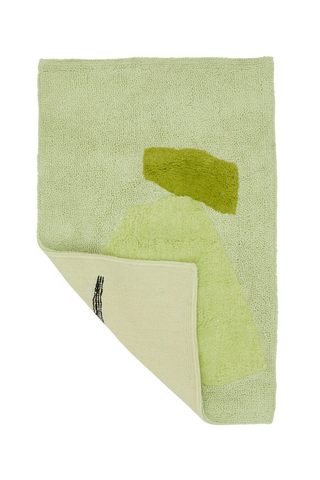 Make your mornings a little easier: this super soft abstract bathmat in charming greens is just what your bathroom needs.