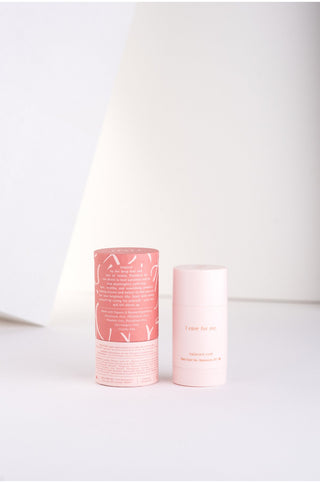 Looking to do a clean out of your bathroom cabinet? Start with your deodorant: get rid toxins and chemicals with the Nala Free-Form Deodorant. The aluminum-free formula boasts a delicate balance of fruity and floral, and will keep you smelling great and feeling your best from morning till night.